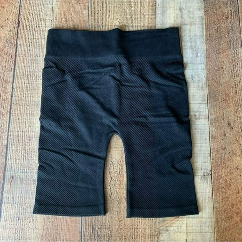 Blue B womens size S/M black compression shorts NWTs